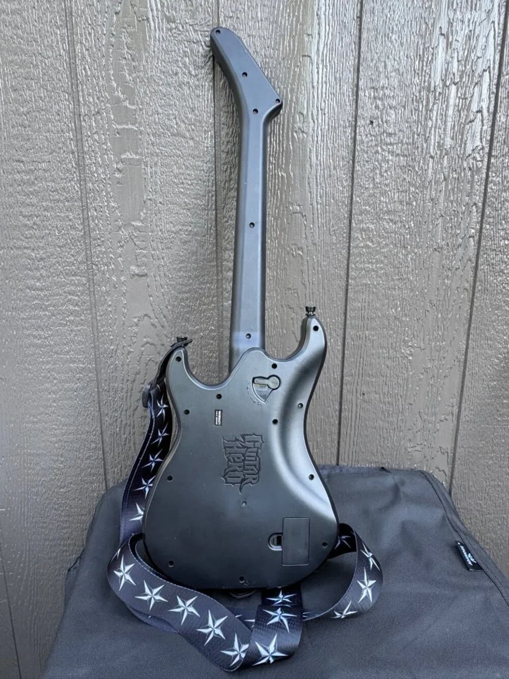Kramer Guitar Hero Kramer Striker Red Octane Wireless with Star Strap PS2